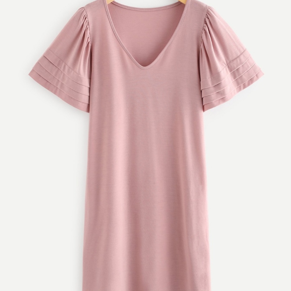 NWT V Neckline Tiered Cuff Sleeve Dress